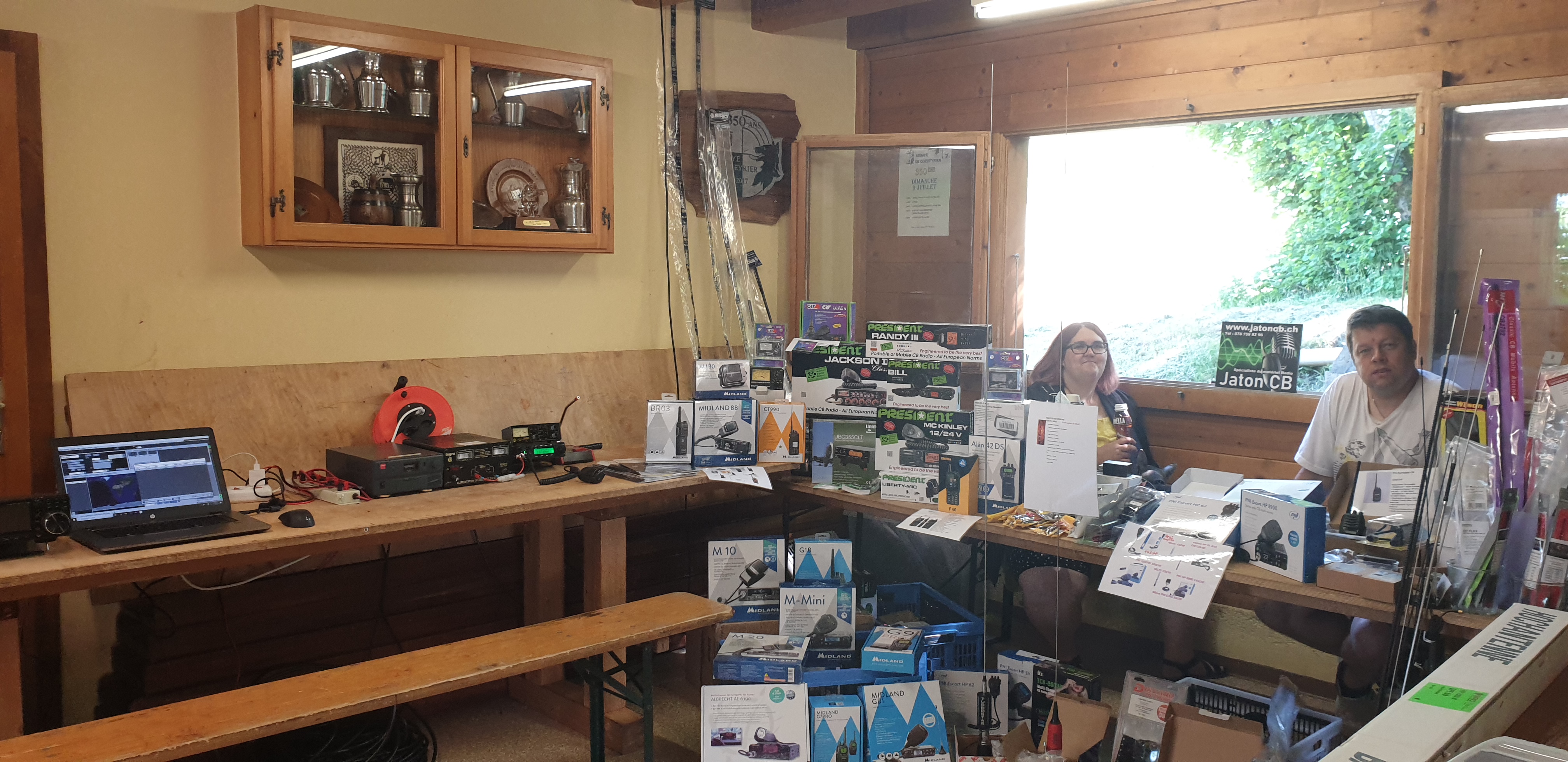 Cibistes et passionnés de radio amateur n'ont pas disparu: ils se rencontrent à Corbeyrier